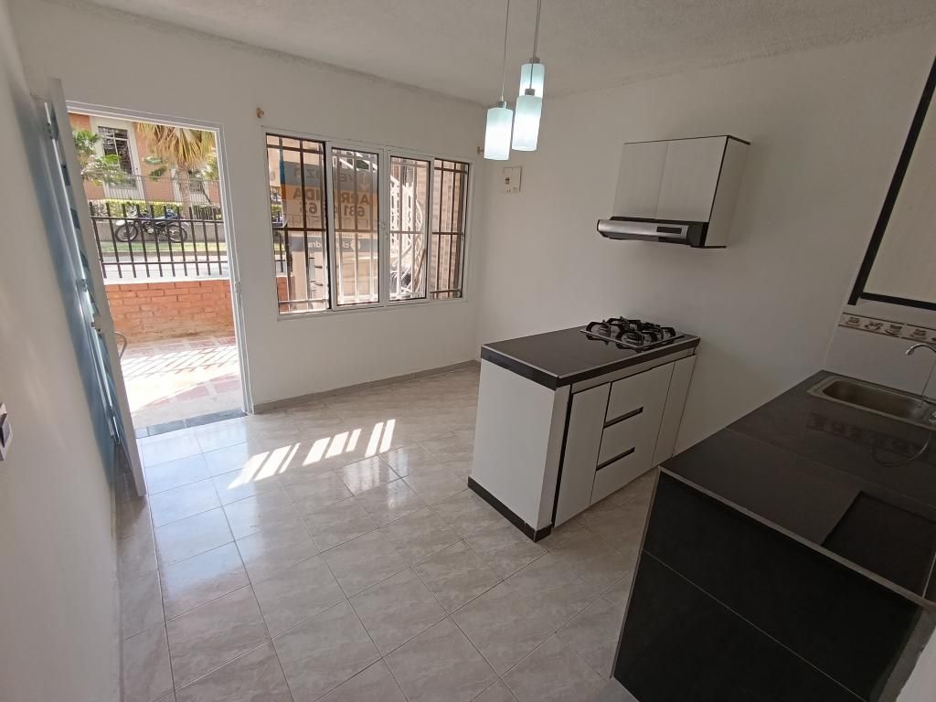 Apartaestudio en arriendo Valle Del Cauca Cali Atanasio Girardot 50 m2 Habitaciones 1 Baños 1 Garajes 1 Precio $800000