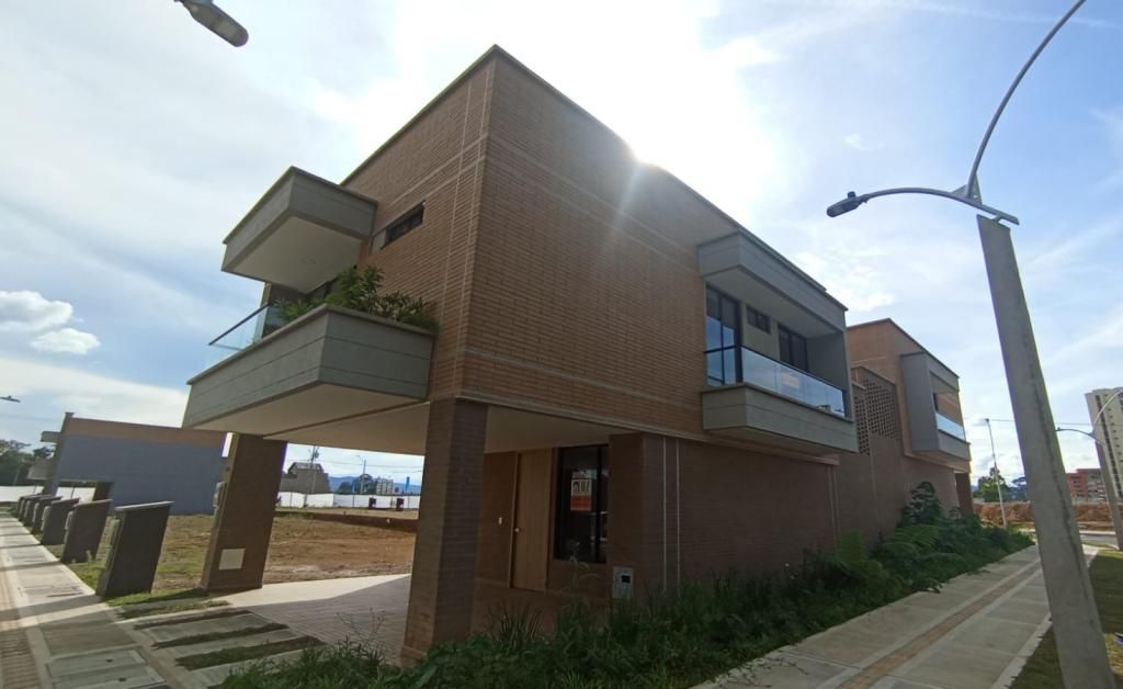 Casa en arriendo Antioquia Rionegro Rionegro 147 m2 Habitaciones 3 Baños 4 Garajes 1 Precio $5100000