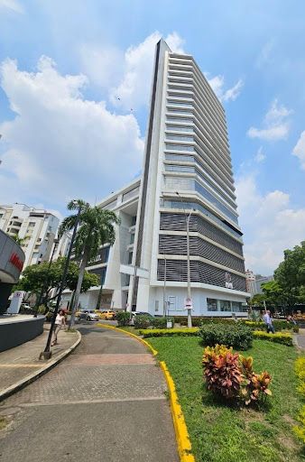 Local en arriendo Valle Del Cauca Cali Chipichape 96 m2 Habitaciones 0 Baños 0 Garajes 2 Precio $10500000