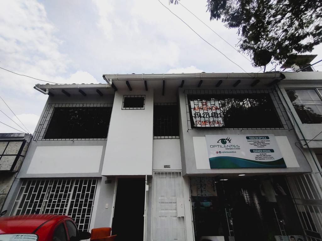 Oficina en arriendo Valle Del Cauca Cali Tequendama 200 m2 Habitaciones 0 Baños 4 Garajes 1 Precio $4500000