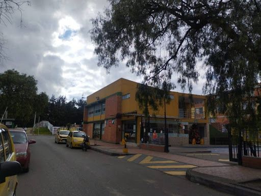 Casa en venta Cundinamarca Bogotá Cr Pinar De La Fontana 65 m2 Habitaciones 3 Baños 2 Garajes 0 Precio $250000000