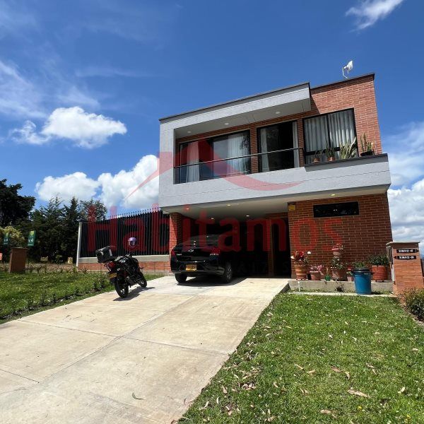 Casa en venta Antioquia Rionegro San Antonio 232 m2 Habitaciones 4 Baños 4 Garajes 1 Precio $1400000000