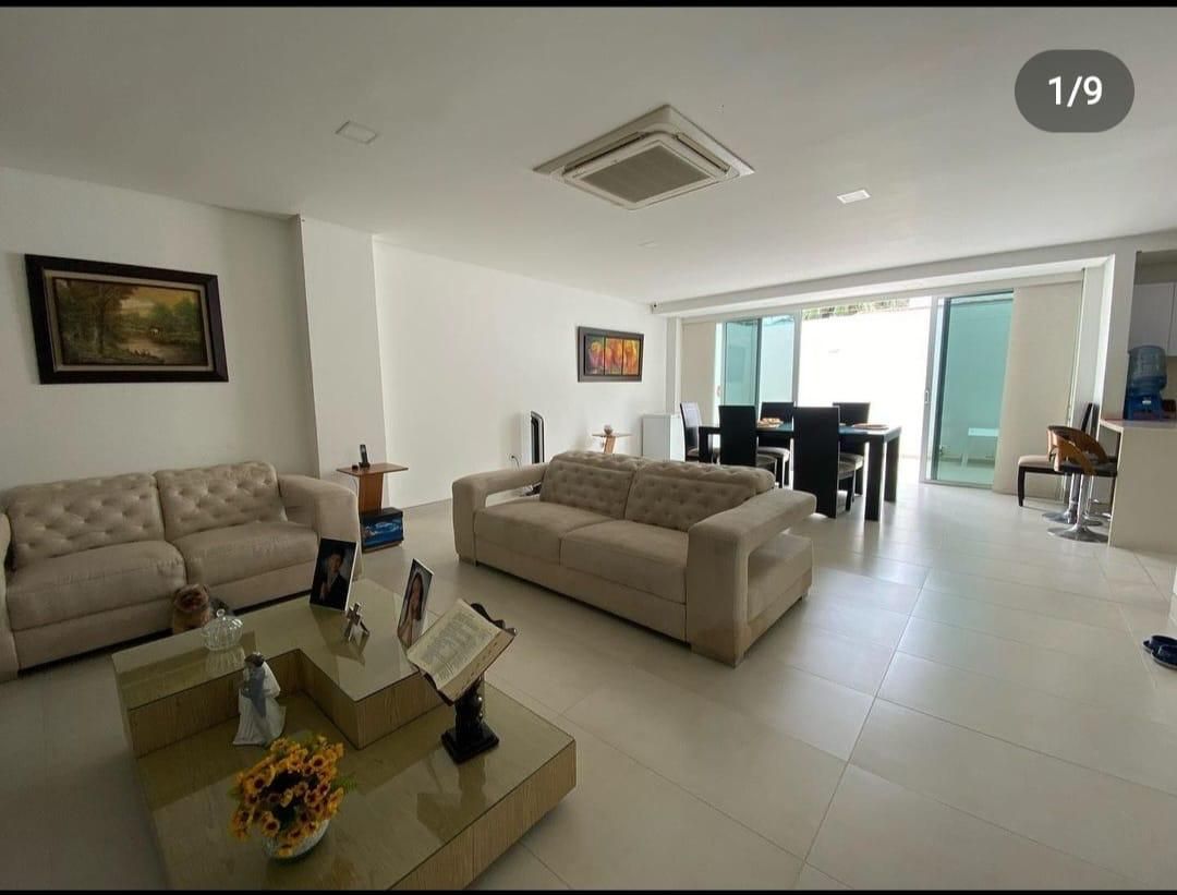 Casa en venta Atlántico Barranquilla Juan Mina 269 m2 Habitaciones 4 Baños 5 Garajes 2 Precio $1300000000