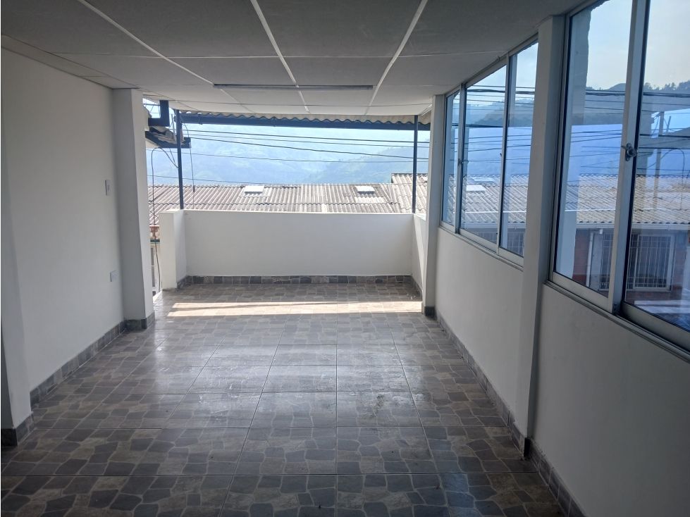 Casa en venta Caldas Manizales Manizales 196 m2 Habitaciones 5 Baños 2 Garajes 1 Precio $320000000