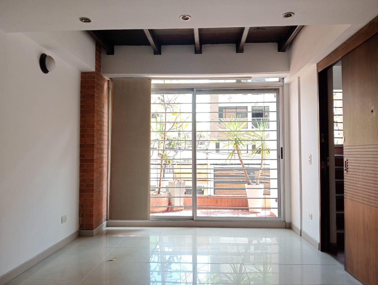 Apartamento en arriendo Antioquia Medellín Los Conquistadores 95 m2 Habitaciones 2 Baños 2 Garajes 1 Precio $3350000