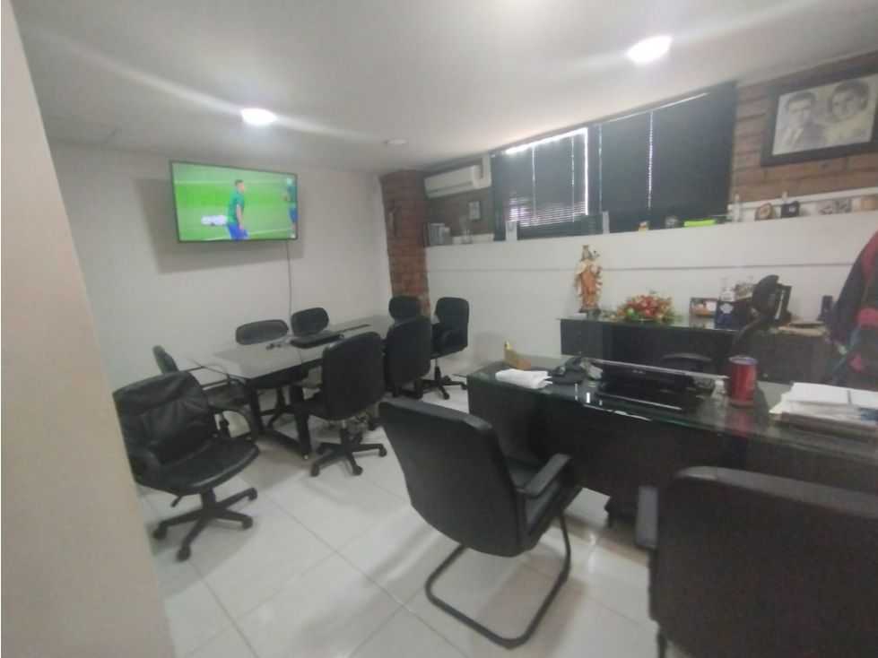 Bodega en arriendo Antioquia Medellín El Chagualo 500 m2 Habitaciones 0 Baños 1 Garajes 2 Precio $9000000