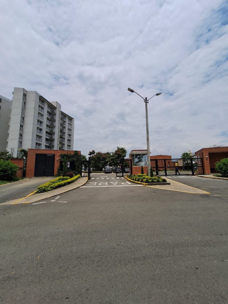 Apartamento en venta Valle Del Cauca Jamundí Cn Campestre Las Mercedes 93 m2 Habitaciones 4 Baños 3 Garajes 1 Precio $690000000