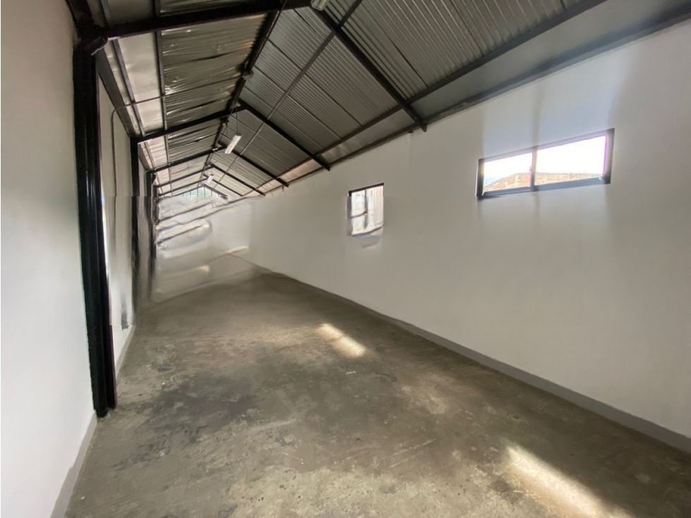 Bodega en arriendo Antioquia Bello Manchester 120 m2 Habitaciones 0 Baños 2 Garajes 0 Precio $4000000