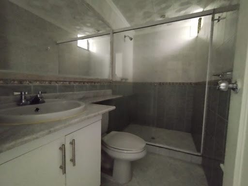 Casa en arriendo Antioquia Medellín La Palma 200 m2 Habitaciones 4 Baños 3 Garajes 1 Precio $3900000