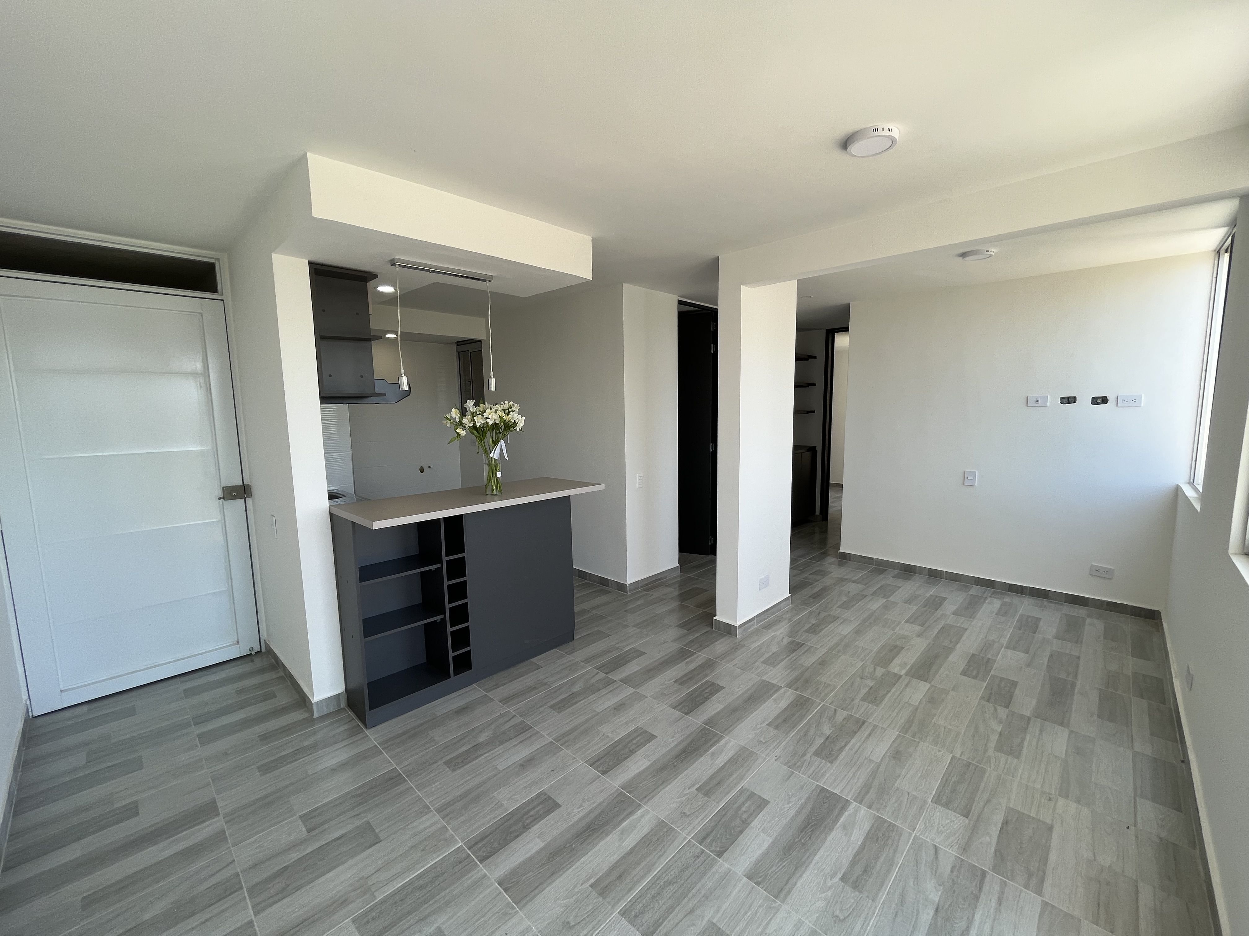 Apartamento en arriendo Valle Del Cauca Cali Multicentro 57 m2 Habitaciones 2 Baños 2 Garajes 1 Precio $1250000