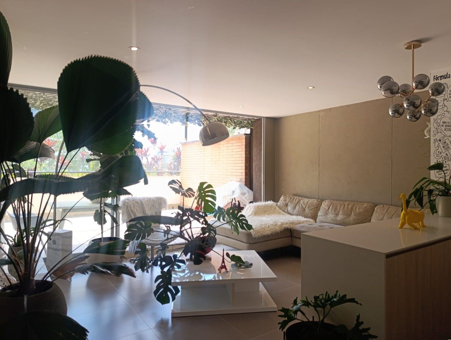 Apartamento en venta Antioquia Medellín Los Naranjos 85 m2 Habitaciones 2 Baños 3 Garajes 2 Precio $880000000