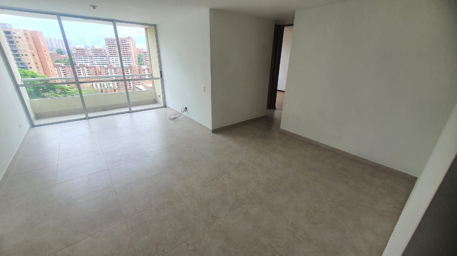 Apartamento en arriendo Antioquia Envigado Guaduales De La Abadia 80 m2 Habitaciones 2 Baños 2 Garajes 1 Precio $3500000