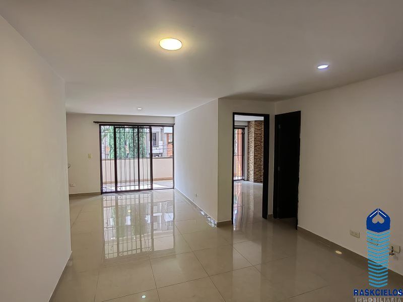 Apartamento en arriendo Antioquia Medellín Laureles 120 m2 Habitaciones 3 Baños 3 Garajes 1 Precio $3800000