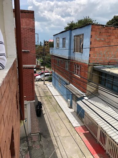 Casa en venta Cundinamarca Bogotá Garces Navas Oriental 216 m2 Habitaciones 5 Baños 3 Garajes 0 Precio $450000000