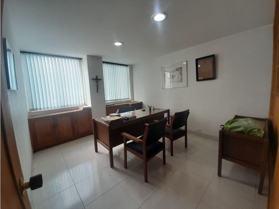 Oficina en venta Caldas Manizales El Centro 30 m2 Habitaciones 0 Baños 1 Garajes 0 Precio $100000000