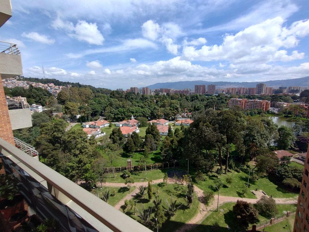 Apartamento en venta Cundinamarca Bogotá Iberia 159 m2 Habitaciones 3 Baños 4 Garajes 2 Precio $1045000000