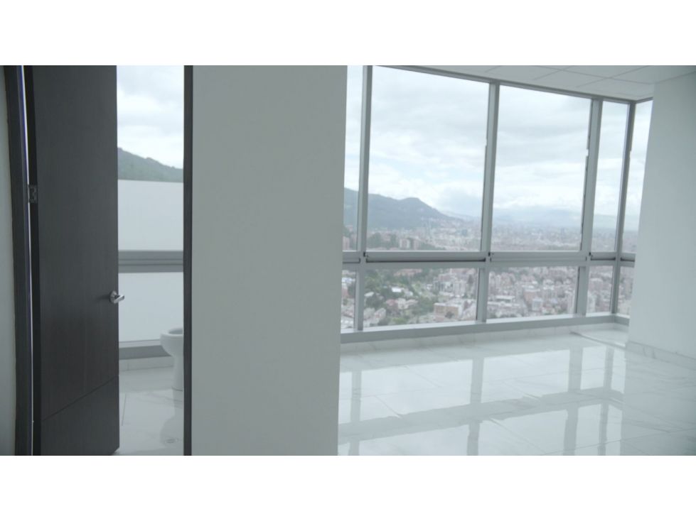 Oficina en arriendo Cundinamarca Bogotá Barrancas 458 m2 Habitaciones 0 Baños 1 Garajes 8 Precio $27038100