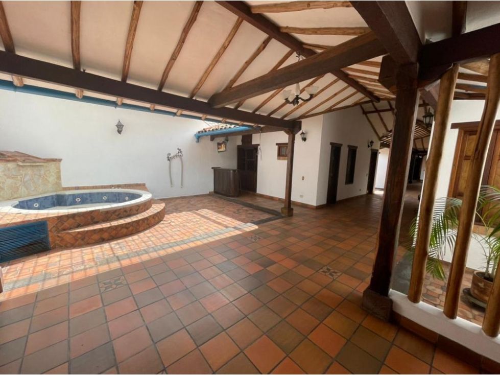 Casa en arriendo Santander Girón Girón 360 m2 Habitaciones 5 Baños 4 Garajes 1 Precio $5000000