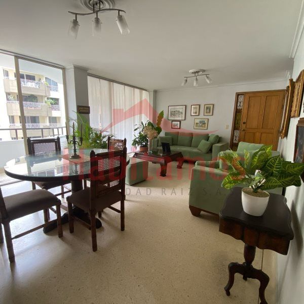 Apartamento en venta Antioquia Medellín Las Acacias 144 m2 Habitaciones 3 Baños 4 Garajes 2 Precio $870000000