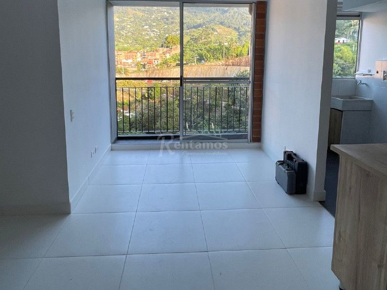 Apartamento en venta Antioquia Envigado La Mina 55 m2 Habitaciones 3 Baños 2 Garajes 1 Precio $330000000