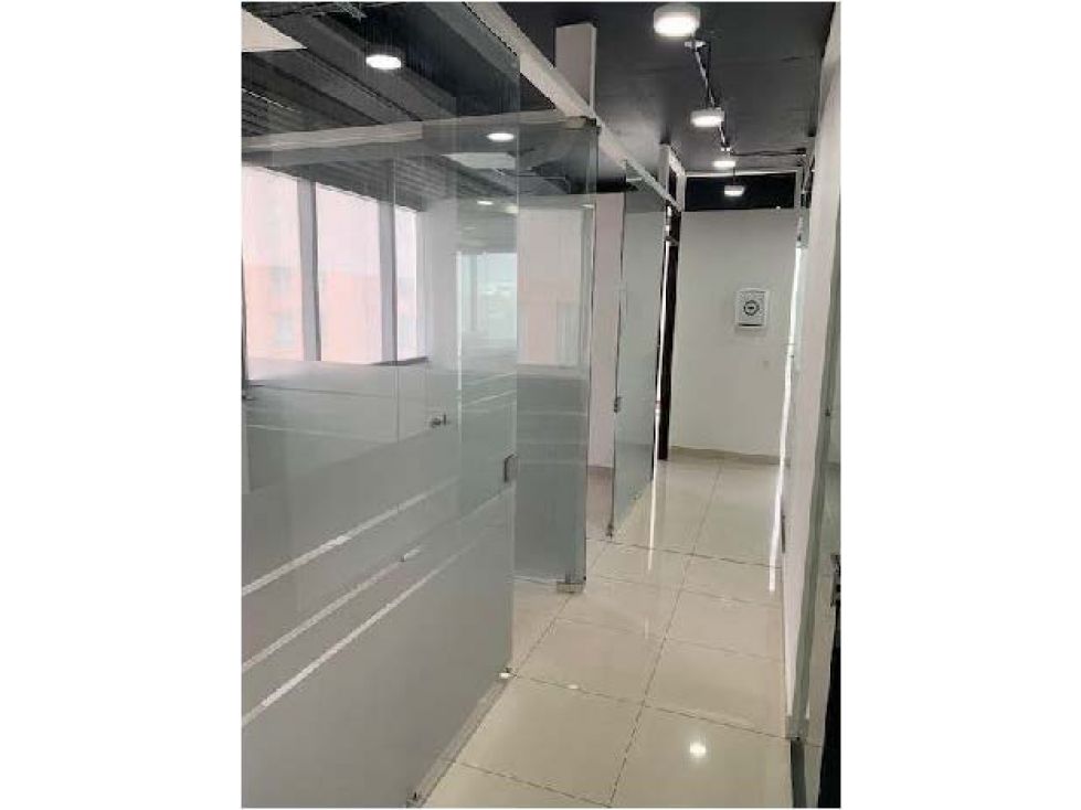 Oficina en arriendo Cundinamarca Bogotá Chico Norte Et Iii 102 m2 Habitaciones 0 Baños 1 Garajes 2 Precio $7010281