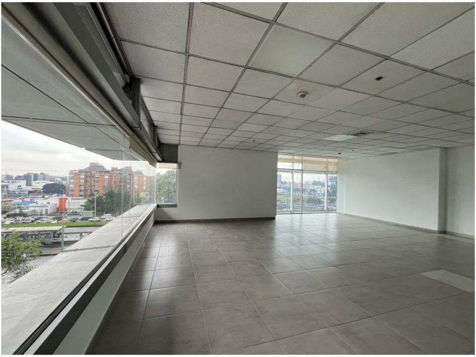 Oficina en arriendo Cundinamarca Bogotá Ub Parque Afir 592 m2 Habitaciones 0 Baños 10 Garajes 11 Precio $41440000