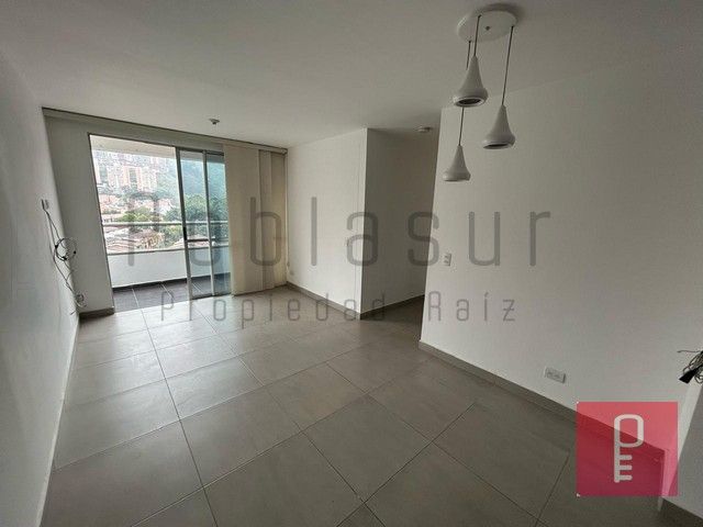 Apartamento en arriendo Antioquia Envigado La Paz 72 m2 Habitaciones 3 Baños 2 Garajes 1 Precio $2650000