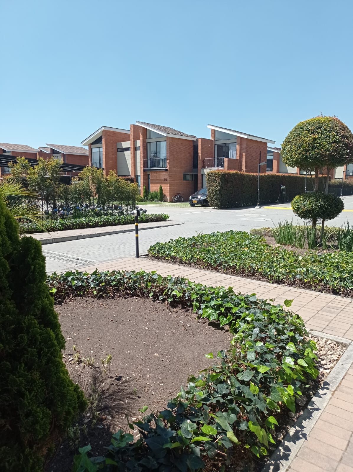 Casa en venta Cundinamarca Cajicá Chuntame 176 m2 Habitaciones 3 Baños 4 Garajes 2 Precio $1200000000