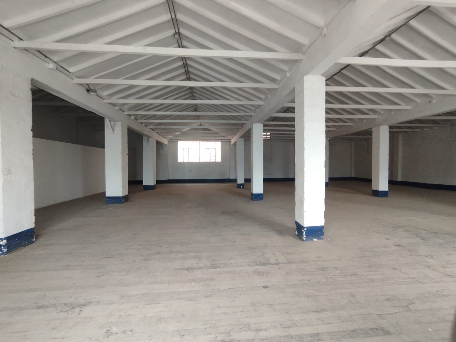 Bodega en arriendo Antioquia La Estrella Ancón San Martín 400 m2 Habitaciones 0 Baños 2 Garajes 0 Precio $4000000