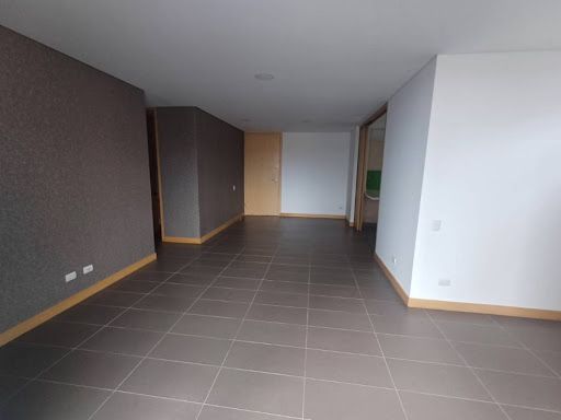 Apartamento en arriendo Antioquia Medellín La Linde 100 m2 Habitaciones 2 Baños 3 Garajes 2 Precio $5200000