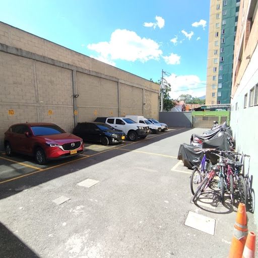 Oficina en arriendo Antioquia Medellín El Chagualo 54 m2 Habitaciones 0 Baños 1 Garajes 0 Precio $1700000