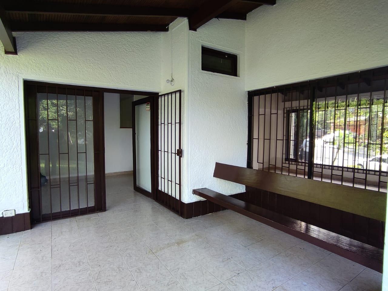 Oficina en arriendo Antioquia Medellín La Linde 653 m2 Habitaciones 0 Baños 3 Garajes 0 Precio $14500000