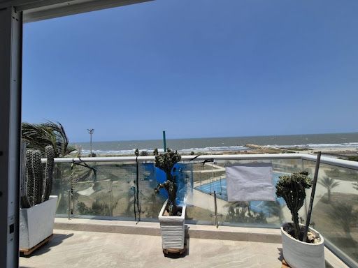 Apartamento en arriendo Bolívar Cartagena Crespo 110 m2 Habitaciones 2 Baños 2 Garajes 0 Precio $4800000