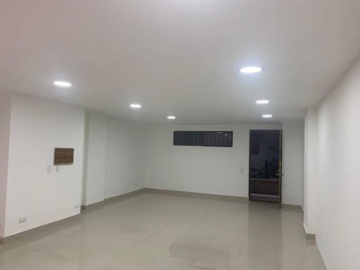 Oficina en arriendo Cundinamarca Bogotá Santa Barbara Occidental 50 m2 Habitaciones 0 Baños 1 Garajes 0 Precio $2960000