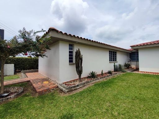 Apartamento en arriendo Risaralda Pereira Pereira 94 m2 Habitaciones 2 Baños 2 Garajes 1 Precio $2500000