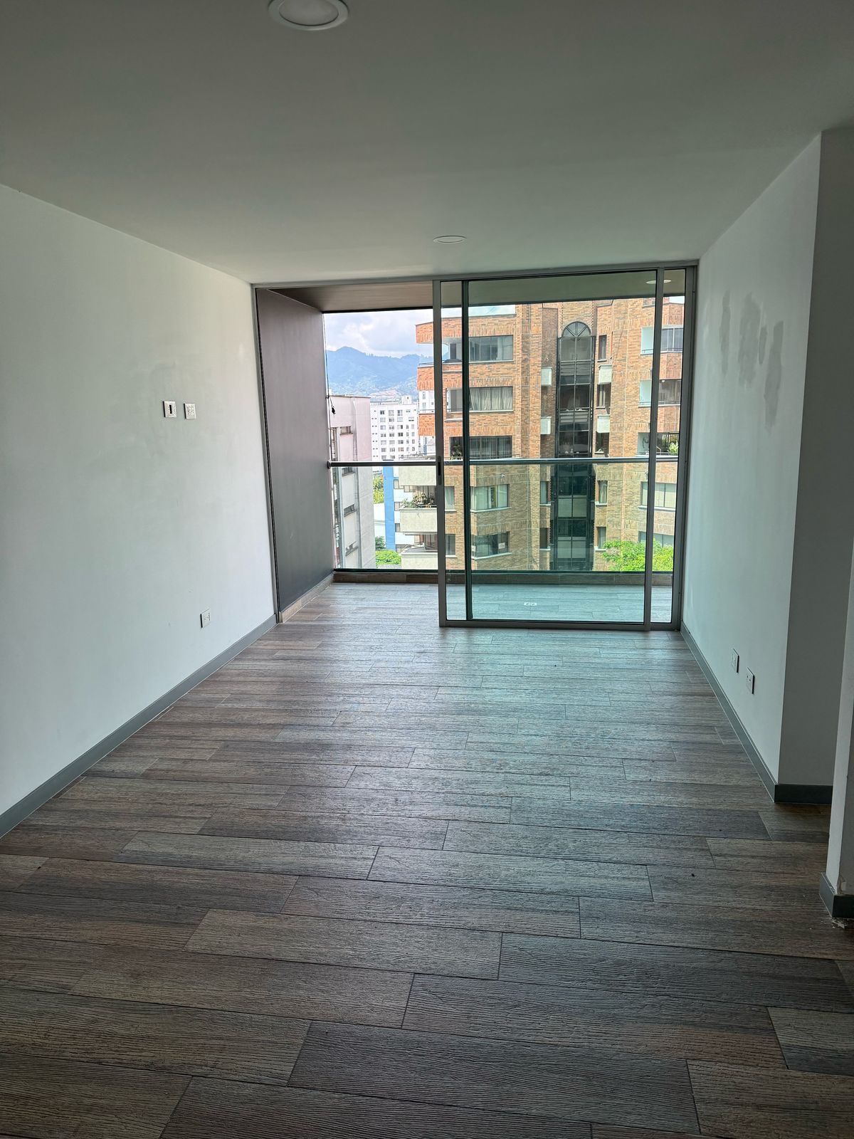 Apartamento en arriendo Risaralda Pereira Pinares Alto 93 m2 Habitaciones 3 Baños 3 Garajes 1 Precio $4000000