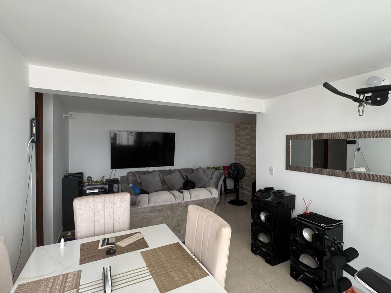 Apartamento en venta Risaralda Pereira La Julia 70 m2 Habitaciones 3 Baños 2 Garajes 1 Precio $450000000