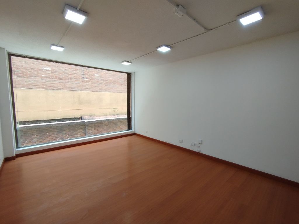 Oficina en arriendo Cundinamarca Bogotá La Cabrera 22 m2 Habitaciones 0 Baños 1 Garajes 0 Precio $1084000