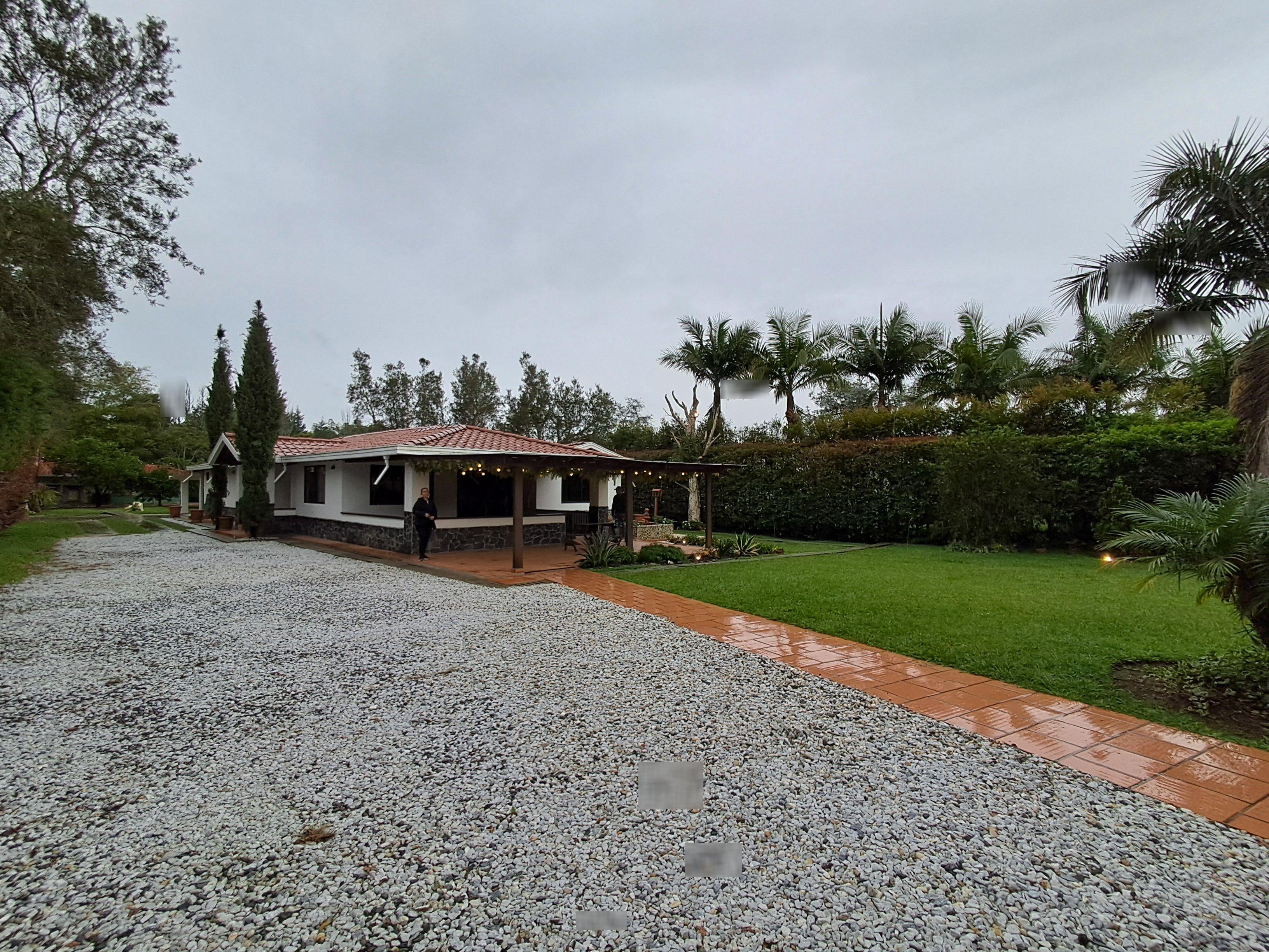 Casa Campestre en arriendo Antioquia Rionegro El Porvenir 2300 m2 Habitaciones 3 Baños 4 Garajes 3 Precio $19000000