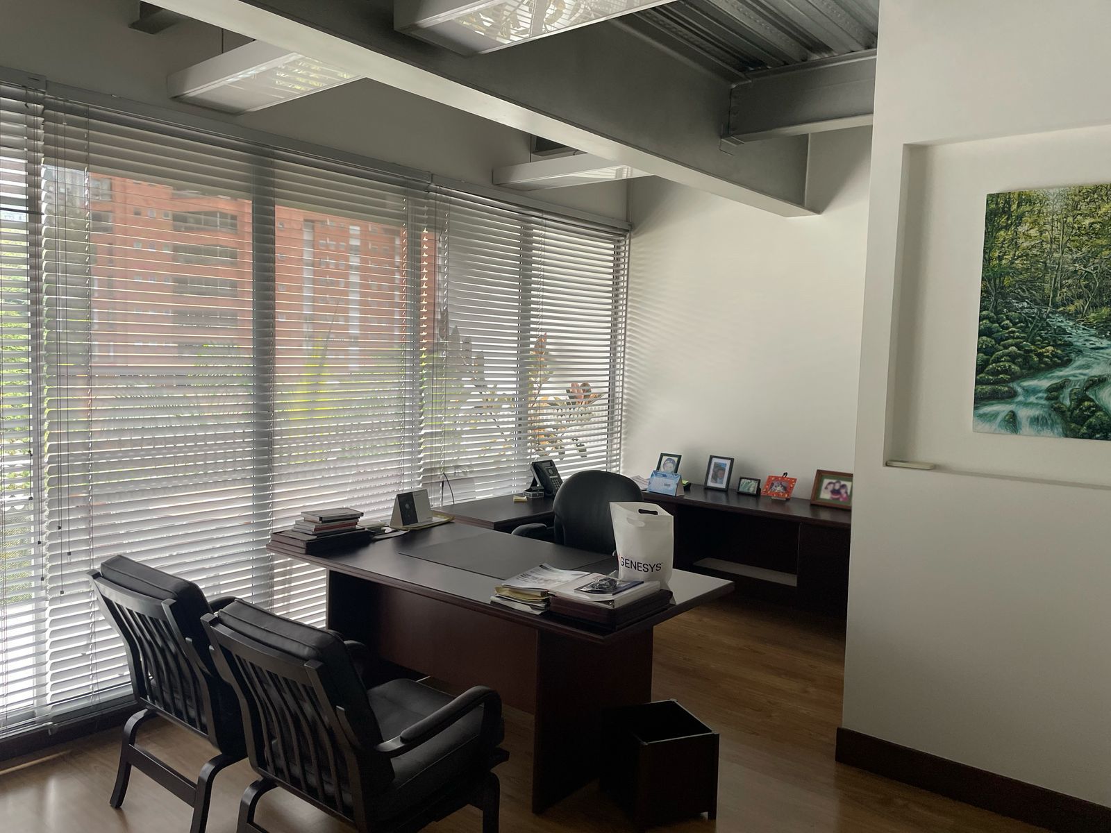 Oficina en arriendo Antioquia Medellín El Poblado 100 m2 Habitaciones 0 Baños 1 Garajes 2 Precio $8200000