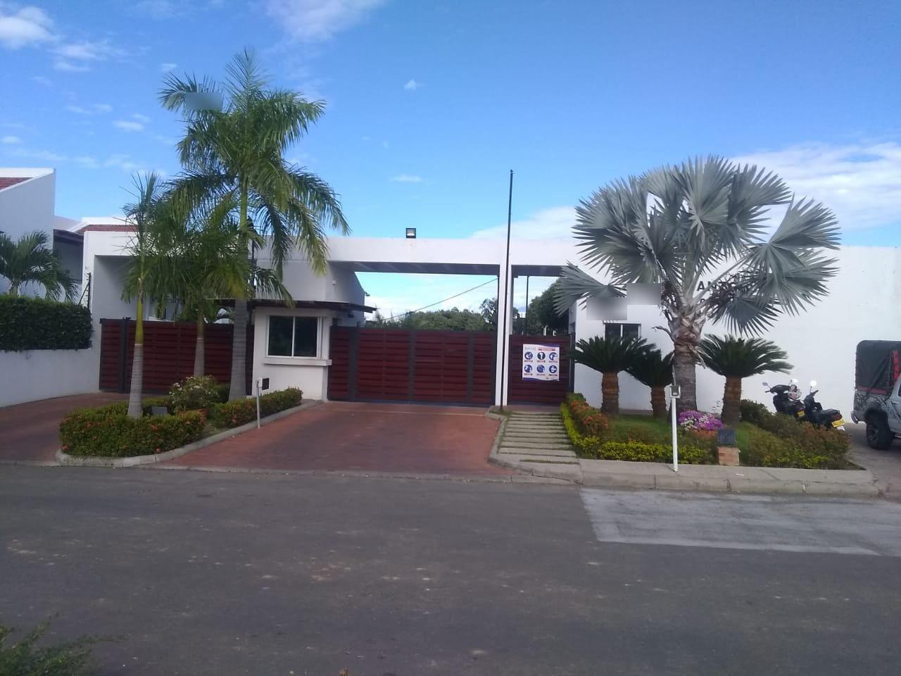 Casa en venta Huila Neiva Ipanema 168 m2 Habitaciones 4 Baños 4 Garajes 2 Precio $720000000