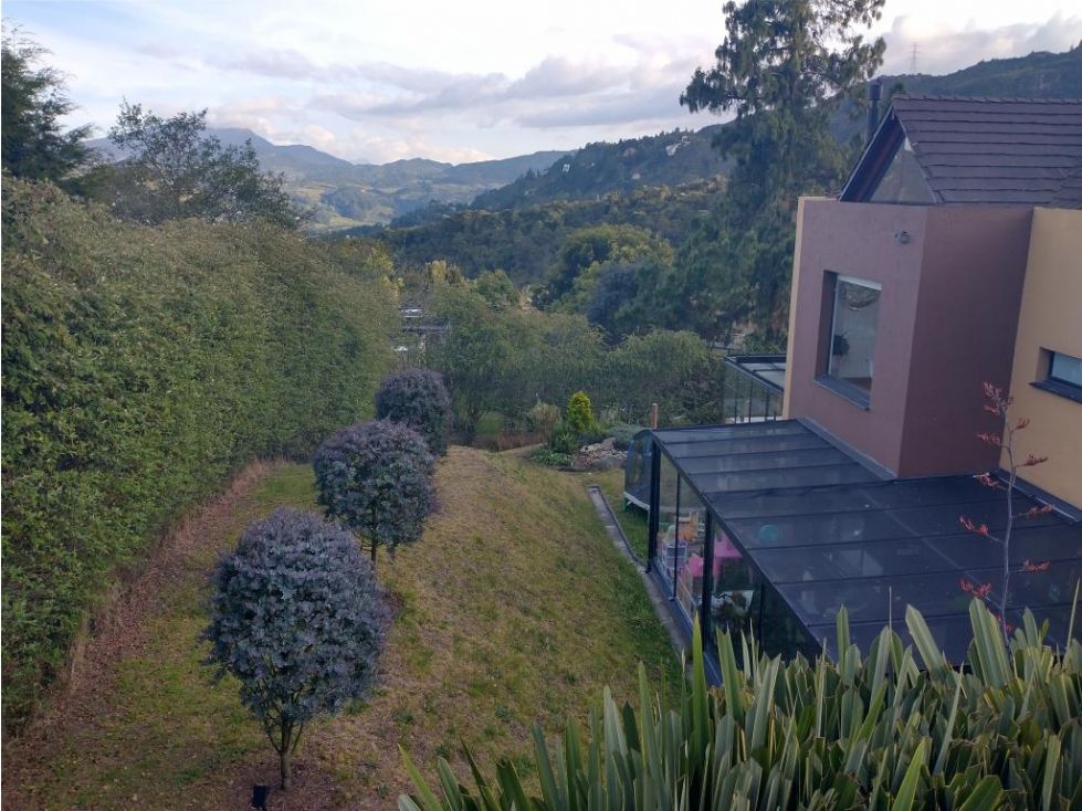 Casa en venta Cundinamarca La Calera La Calera 340 m2 Habitaciones 4 Baños 4 Garajes 3 Precio $2150000000