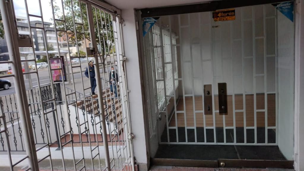 Local en venta Cundinamarca Bogotá Santa Bibiana 140 m2 Habitaciones 0 Baños 0 Garajes 0 Precio $700000000