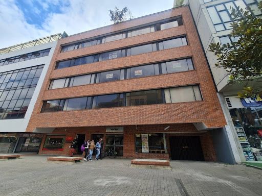 Oficina en arriendo Cundinamarca Bogotá Chico 50 m2 Habitaciones 0 Baños 1 Garajes 1 Precio $2480000