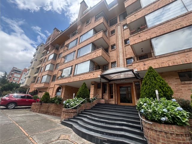 Apartamento en venta Cundinamarca Bogotá Bella Suiza 154 m2 Habitaciones 3 Baños 2 Garajes 2 Precio $993000000