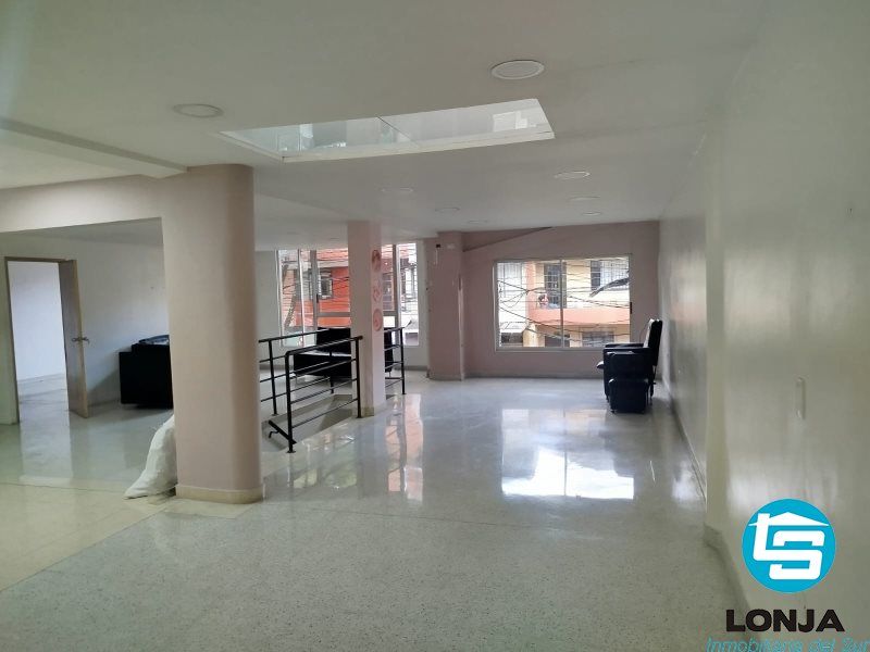 Local en arriendo Antioquia Itagüí Centro 150 m2 Habitaciones 0 Baños 1 Garajes 0 Precio $4500000