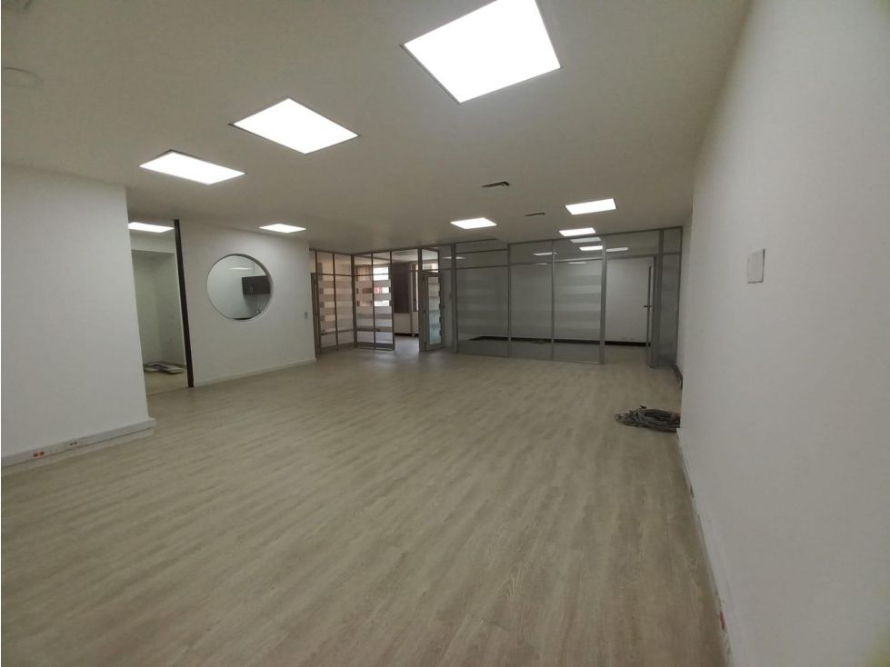 Oficina en arriendo Cundinamarca Bogotá Chico Norte Et Iii 108 m2 Habitaciones 0 Baños 1 Garajes 2 Precio $8600000