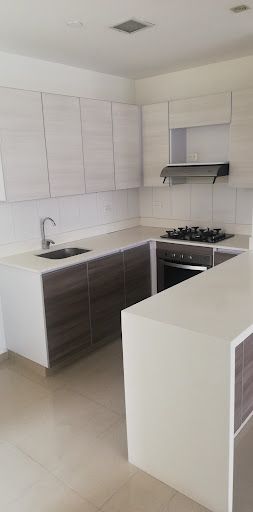 Apartamento en arriendo Antioquia Medellín La Linde 95 m2 Habitaciones 2 Baños 3 Garajes 2 Precio $4800000