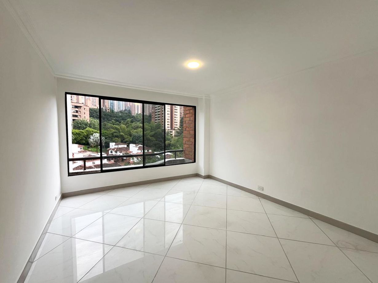 Apartamento en arriendo Antioquia Medellín Alejandria 168 m2 Habitaciones 3 Baños 3 Garajes 2 Precio $7100000