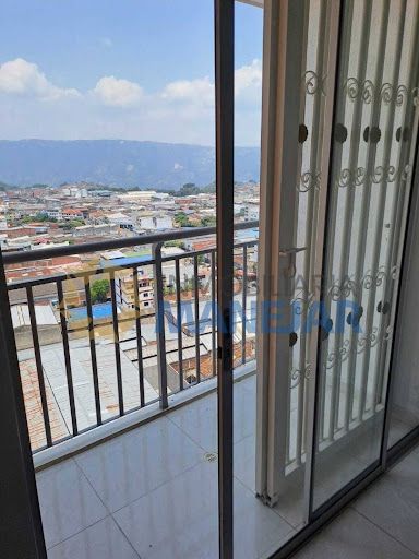 Apartamento en venta Santander Bucaramanga Alarcon 73 m2 Habitaciones 3 Baños 2 Garajes 2 Precio $300000000